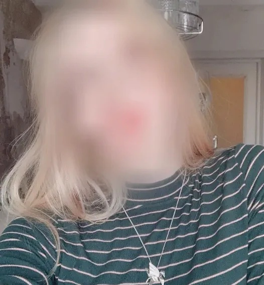 Dilara, 19