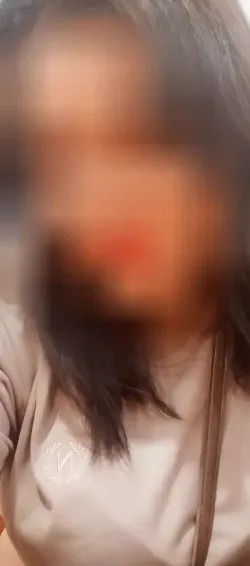 Elisabeth, 34