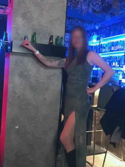 Melanie, 40