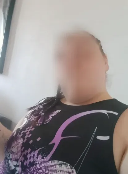 Milica, 33