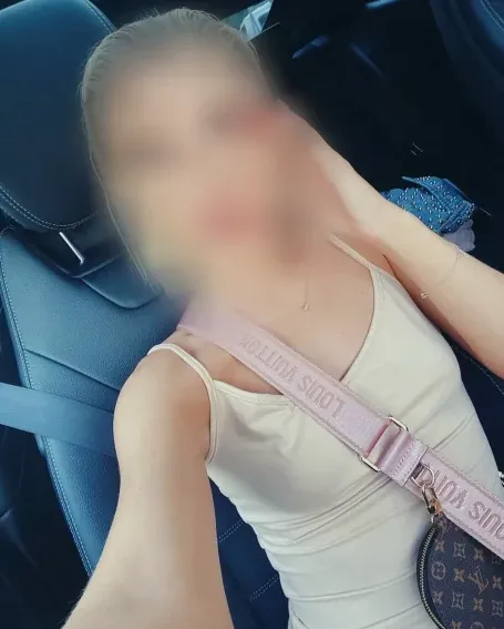 Pia, 39