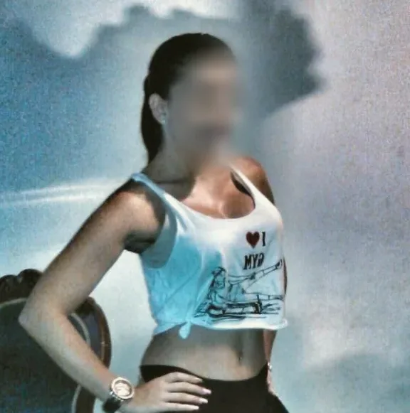 Valerie, 40