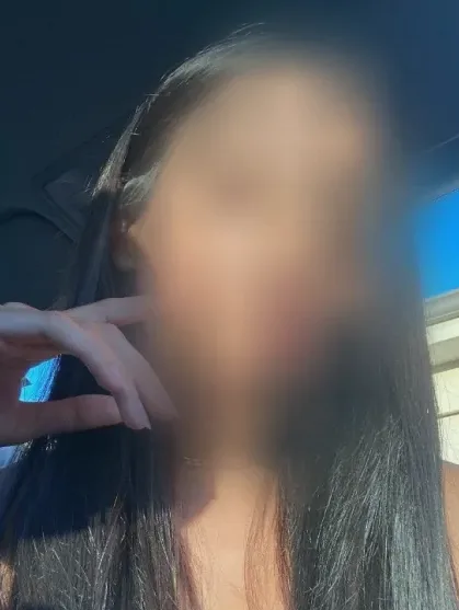 Viktoria, 20